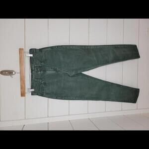 American Eagle Outfitters size 0 green corduroy "mom jean" pants